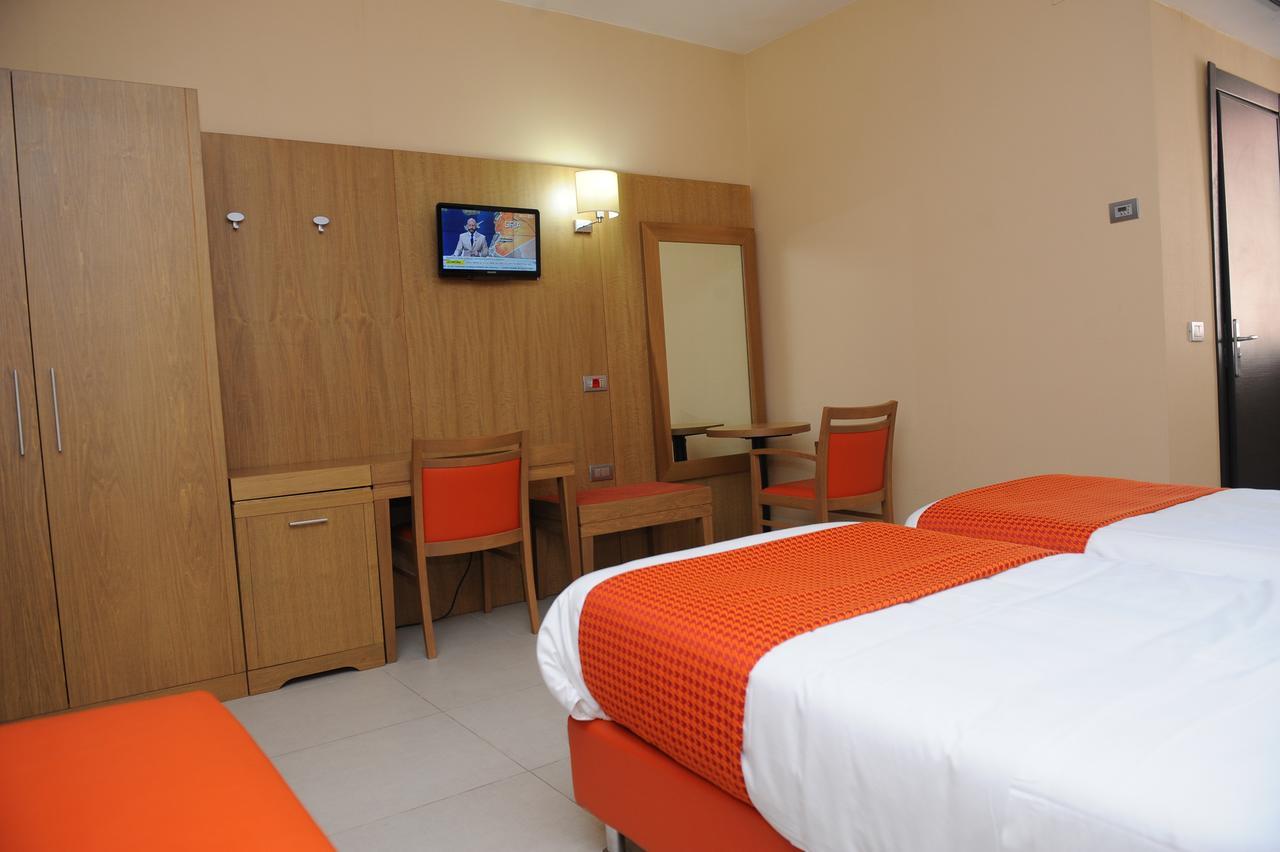 Hotel Ristorante La Campagnola Cassino Εξωτερικό φωτογραφία