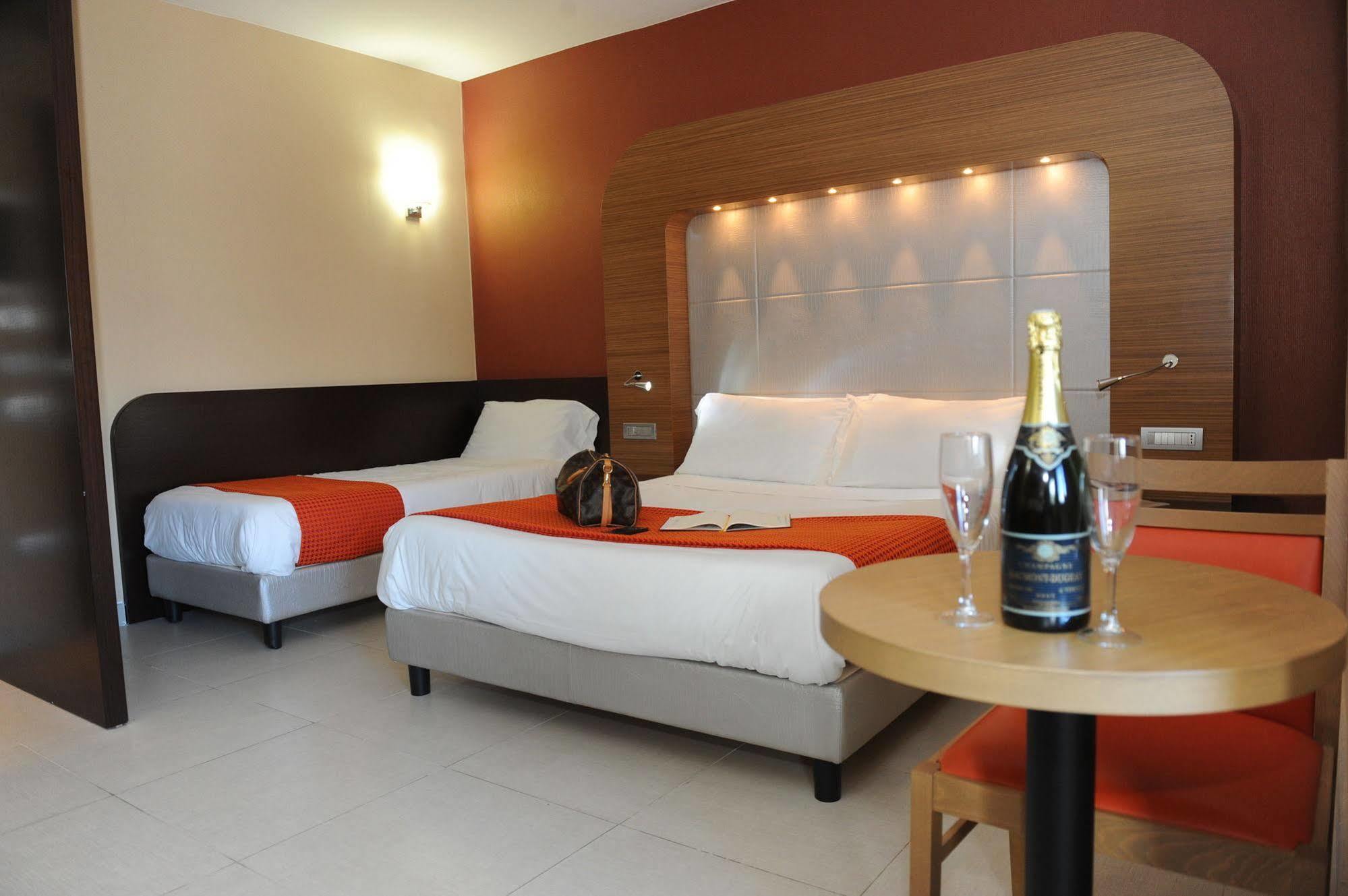 Hotel Ristorante La Campagnola Cassino Εξωτερικό φωτογραφία